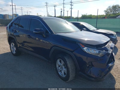 TOYOTA RAV4 2019