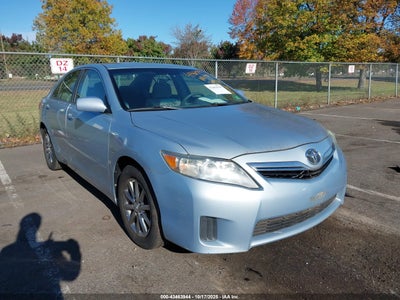 TOYOTA CAMRY HYBRID 2011