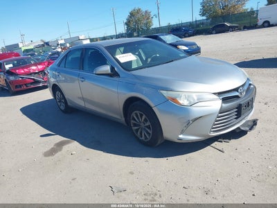 TOYOTA CAMRY 2016
