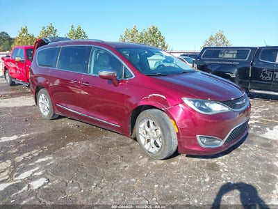 CHRYSLER PACIFICA 2017