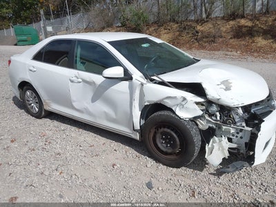 TOYOTA CAMRY 2014