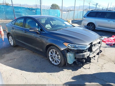FORD FUSION HYBRID 2020