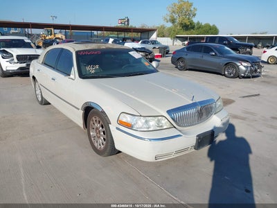 LINCOLN TOWN CAR 2007