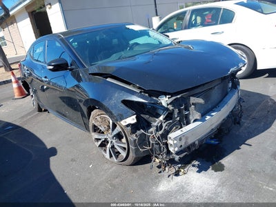 NISSAN MAXIMA 2017