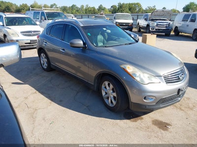 INFINITI EX35 2010