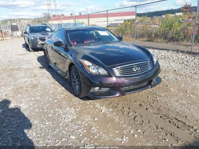 INFINITI G37 2011