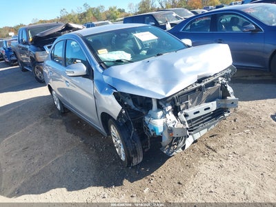 MITSUBISHI MIRAGE G4 2021
