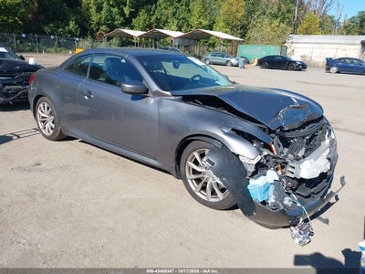 INFINITI G37 2013