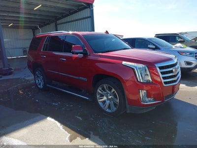 CADILLAC ESCALADE 2015