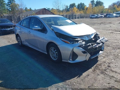 TOYOTA PRIUS PRIME 2017