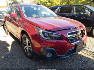 SUBARU OUTBACK 2019
