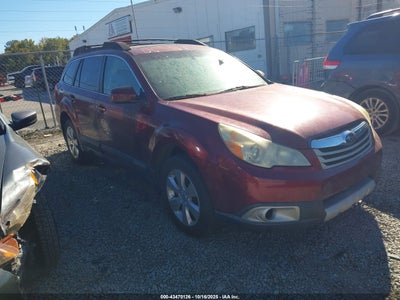 SUBARU OUTBACK 2011