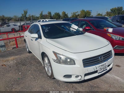 NISSAN MAXIMA 2013