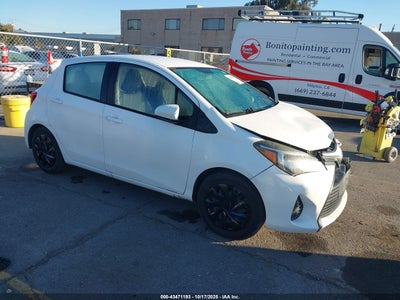 TOYOTA YARIS 2015
