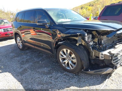TOYOTA GRAND HIGHLANDER 2024