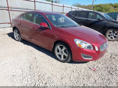 VOLVO S60 2012