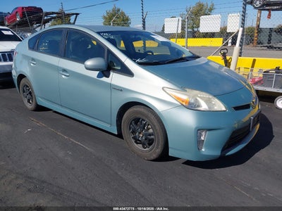 TOYOTA PRIUS 2014