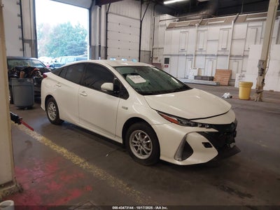 TOYOTA PRIUS PRIME 2019