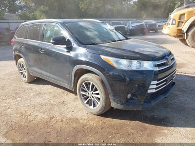 TOYOTA HIGHLANDER 2017