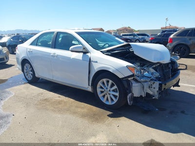 TOYOTA CAMRY HYBRID 2012