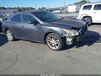 NISSAN MAXIMA 2011