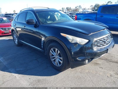 INFINITI FX35 2011