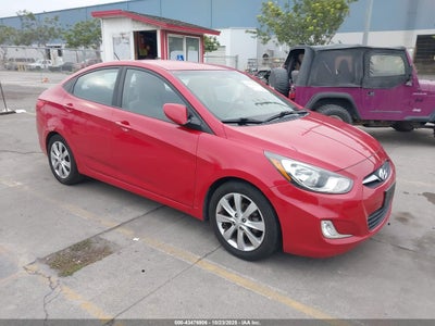 HYUNDAI ACCENT 2012
