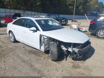 AUDI A4 2022