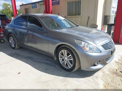 INFINITI Q40 2015