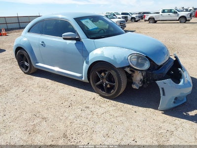 VOLKSWAGEN BEETLE 2012