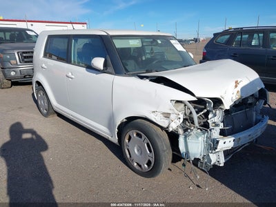 SCION XB 2013