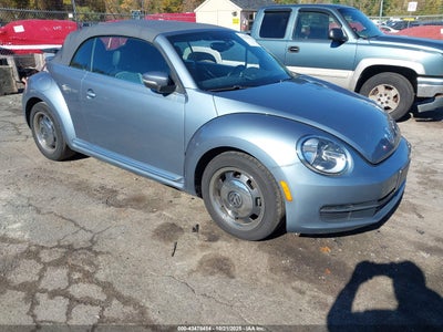 VOLKSWAGEN BEETLE 2016
