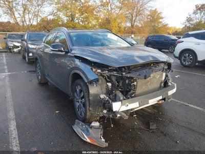 INFINITI QX30 2018