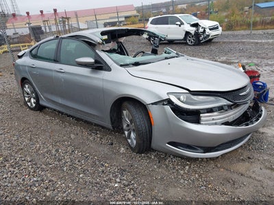 CHRYSLER 200 2015