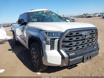 TOYOTA TUNDRA 2022