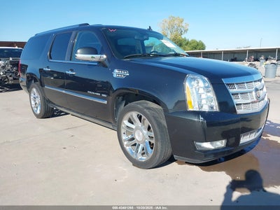 CADILLAC ESCALADE ESV 2011