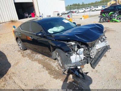 NISSAN ALTIMA 2019