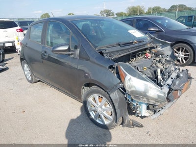 TOYOTA YARIS 2015