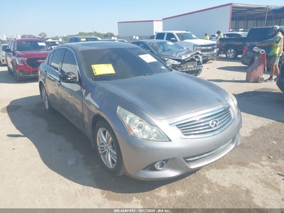 INFINITI G37 2013