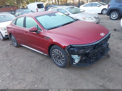 HYUNDAI SONATA HYBRID 2025