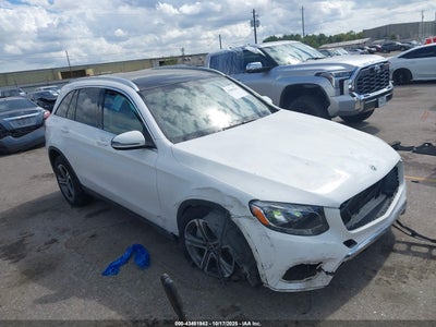 MERCEDES-BENZ GLC 300 2019