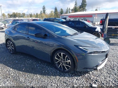 TOYOTA PRIUS PRIME 2024