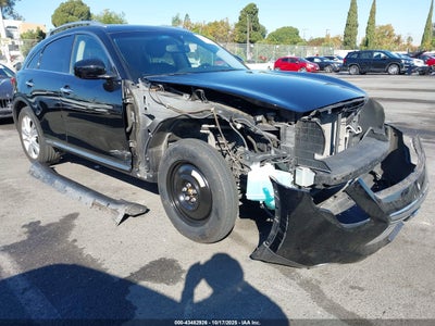 INFINITI QX70 2015