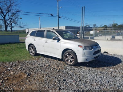 MITSUBISHI OUTLANDER 2014
