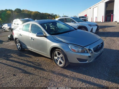 VOLVO S60 2013