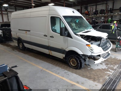 MERCEDES-BENZ SPRINTER 2500 2011