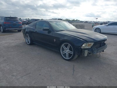 FORD MUSTANG 2010