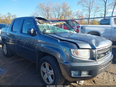 HONDA RIDGELINE 2010