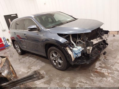 TOYOTA HIGHLANDER 2017