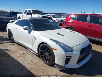 NISSAN GT-R 2018